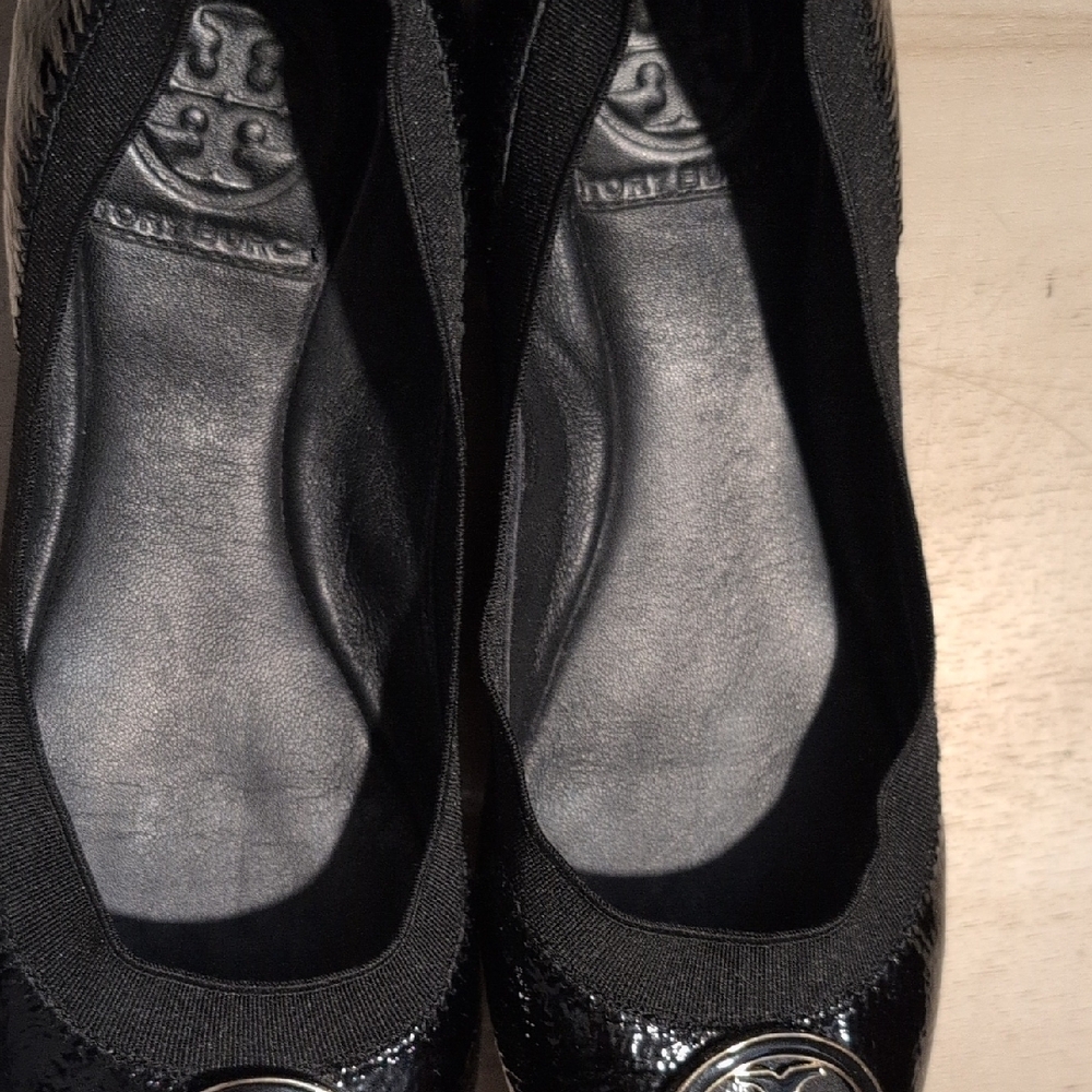 Tory Burch Reva black patent Leather Round Toe Flats - Picture 4 of 8
